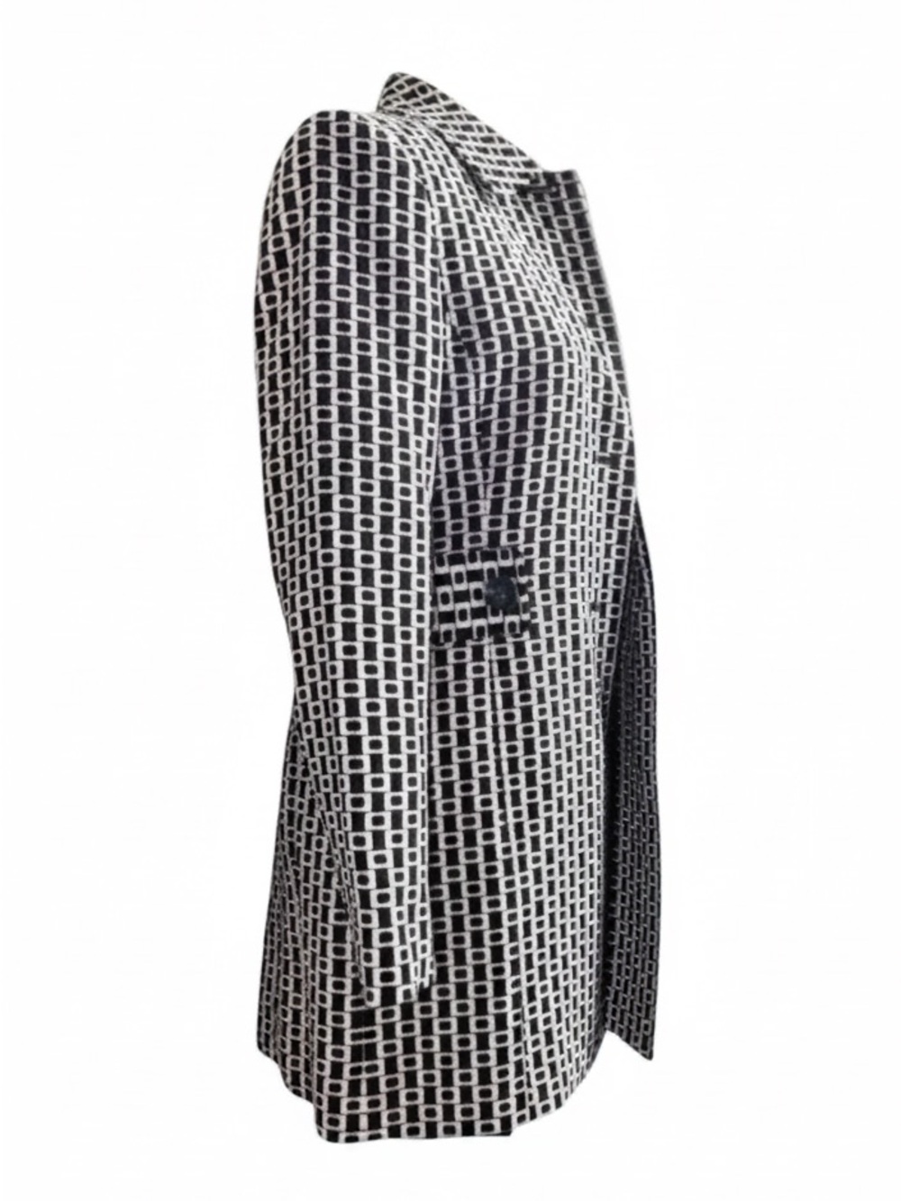 Classiques Entier Geometric Trench Coat | Timeless Tailored Elegance - Picture 2 of 11